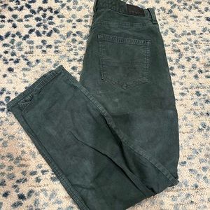 American Eagle Corduroy Mom Jeans - Green
